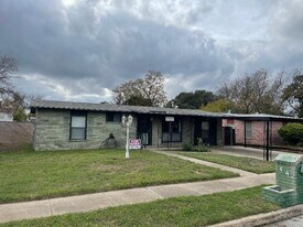 1442 Parnell Ave in San Antonio, TX - Building Photo