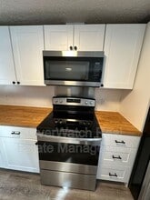 11610 Celestial St in Anchorage, AK - Building Photo - Building Photo