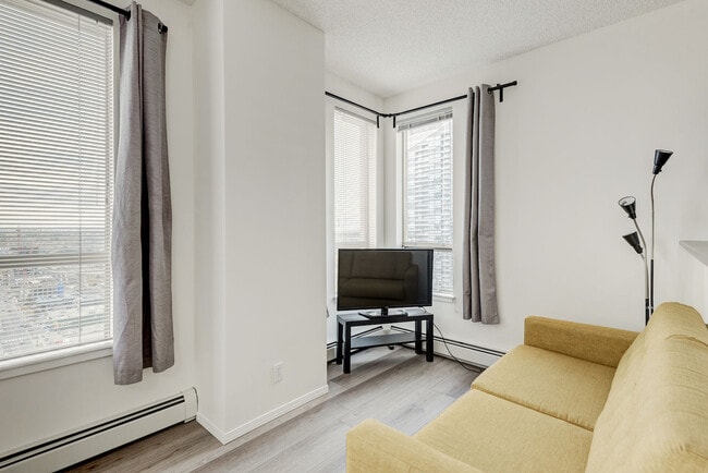 1053-2301-1010 10 St SW in Calgary, AB - Building Photo - Building Photo