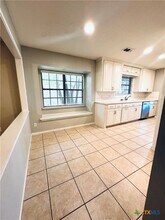 4513 Stagecoach Trail in Temple, TX - Foto de edificio - Building Photo