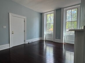 816 Western Ave, Unit 1 in Pittsburgh, PA - Building Photo - Building Photo