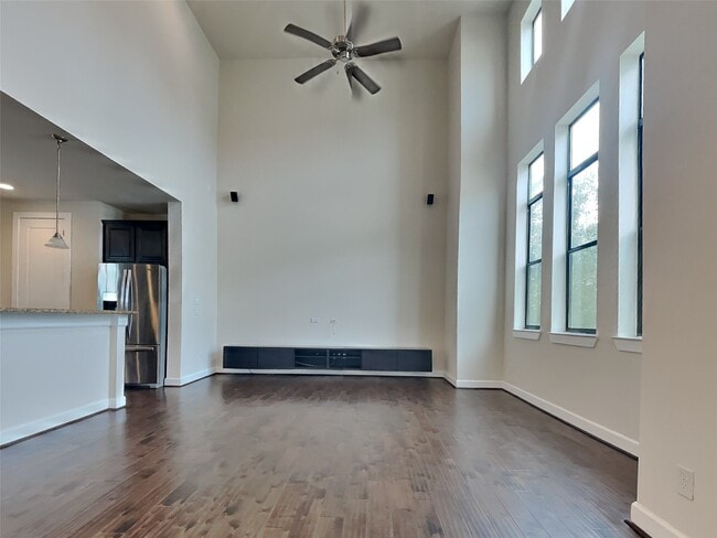 9062 Laverne Cres in Houston, TX - Building Photo - Building Photo