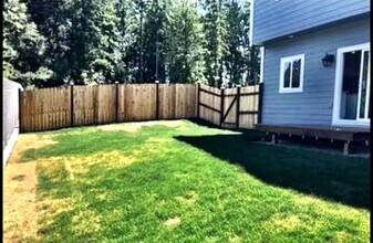 2375 SE Kelby Cir in Port Orchard, WA - Building Photo - Building Photo