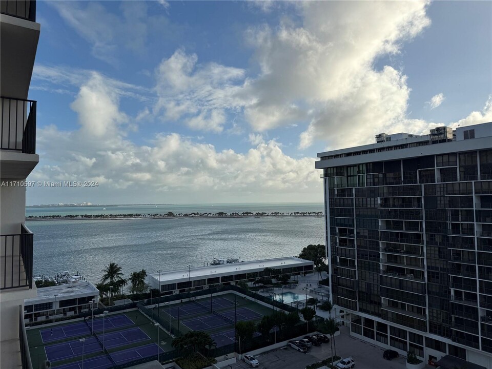 1901 Brickell Ave, Unit B1508 in Miami, FL - Building Photo