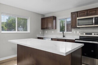 1321 82nd Blvd in St. Louis, MO - Building Photo - Building Photo