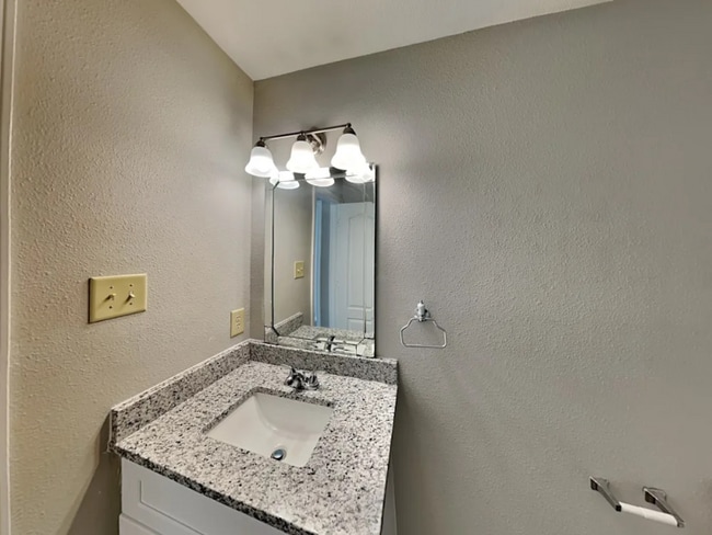 property at 952 Littleton Dr