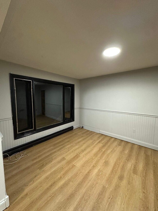 property at 10 Ridgewood Dr