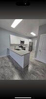 906 Ga Ln, Unit 906 in Rossville, GA - Building Photo