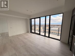 801 The Queensway in Toronto, ON - Building Photo - Building Photo