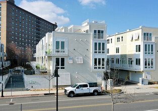 803 Kingsley St in Asbury Park, NJ - Building Photo - Building Photo