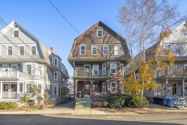 11 Marion Rd, Unit 3