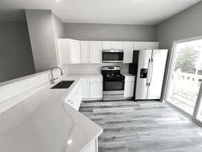 1542 Shelby court in Gurnee, IL - Building Photo - Building Photo