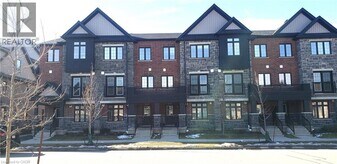 158 S Creek Dr in Kitchener, ON - Building Photo