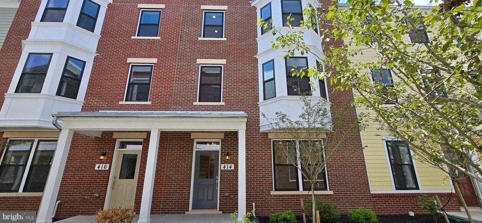 6 Chapel Alley in Frederick, MD - Building Photo