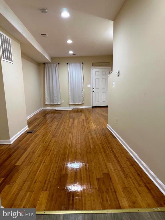 335 N Stricker St in Baltimore, MD - Building Photo - Building Photo