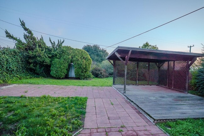 233 Cardinal Ln in Vallejo, CA - Building Photo - Building Photo