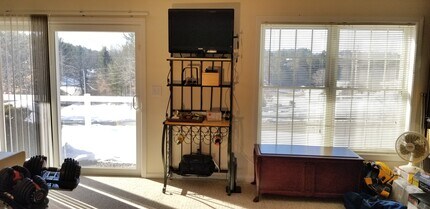 7B Farnum Ct, Unit 7b in Hudson, NH - Building Photo - Building Photo