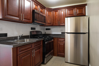Hillside Park in Jamaica, NY - Foto de edificio - Interior Photo