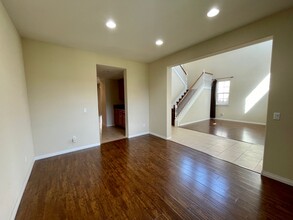 8265 Gamebird St in Eastvale, CA - Building Photo - Building Photo