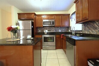 5118 Anzio St in Orlando, FL - Building Photo - Building Photo