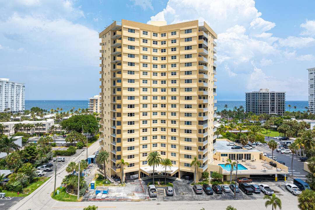 The Aristocrat Condominiums in Pompano Beach, FL - Building Photo