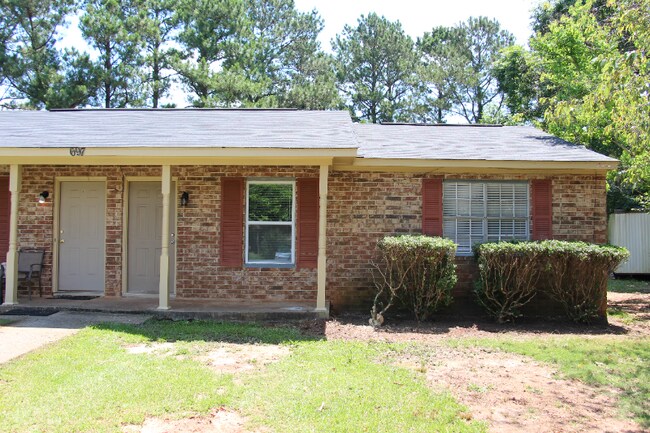 property at 505 Coventry Ct