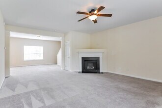 3508 Hamilton Mill Dr in Raleigh, NC - Foto de edificio - Building Photo