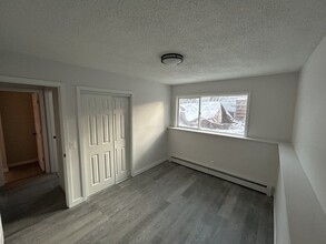 6911 Royal Ct in Anchorage, AK - Building Photo - Building Photo