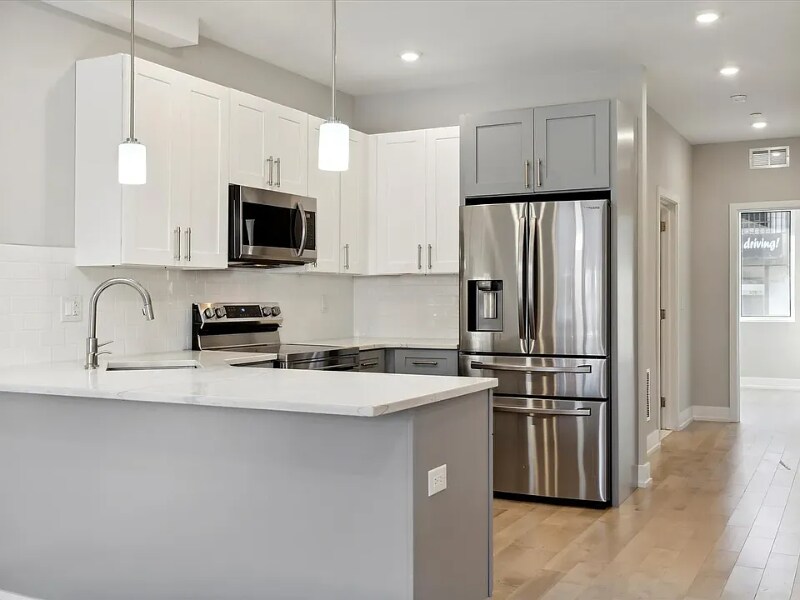 2011 N Randolph St in Philadelphia, PA - Building Photo