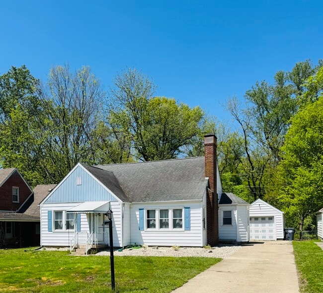 property at 226 Federal Dr