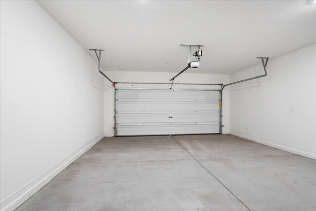 8129 S 63rd Dr in Phoenix, AZ - Building Photo - Building Photo