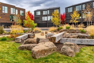 55 SW Wall St in Bend, OR - Building Photo