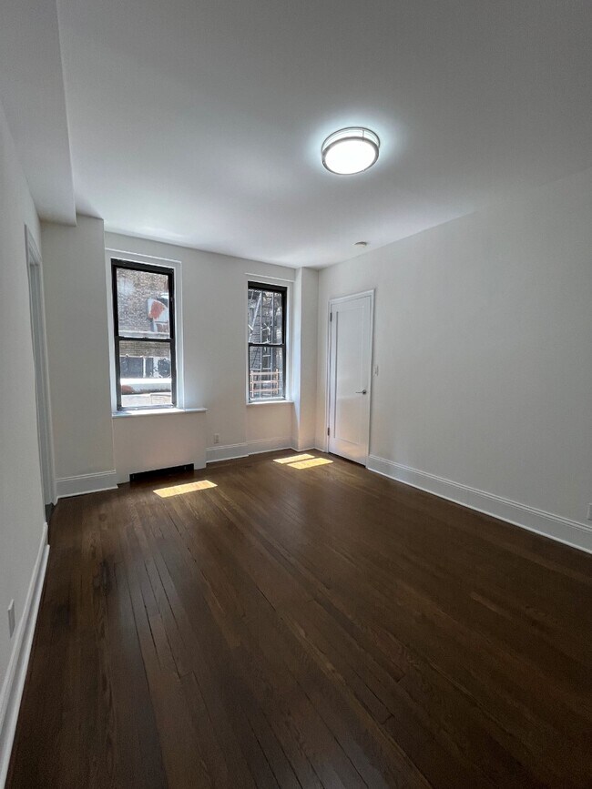 140 E 46th St, Unit 7H