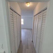 6292 NW 186th St, Unit 303 in Hialeah, FL - Foto de edificio - Building Photo