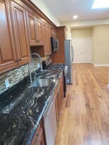 123 Inman St, Unit 1 in Cambridge, MA - Building Photo