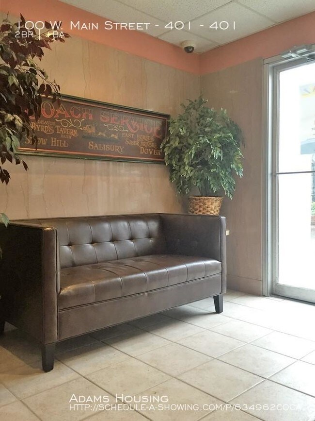 100 W Main St in Salisbury, MD - Foto de edificio - Building Photo