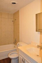 2613 Sam Houston Dr in Garland, TX - Building Photo - Building Photo
