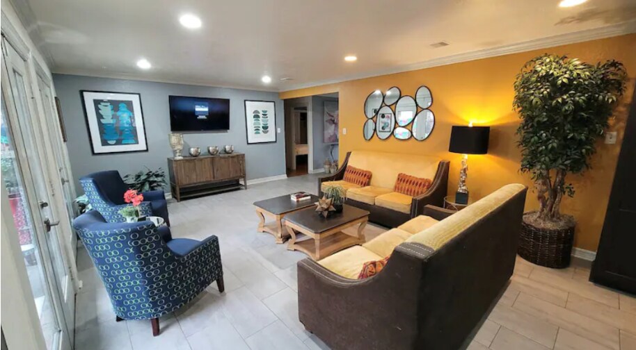 4018 Leeshire Dr in Houston, TX - Building Photo