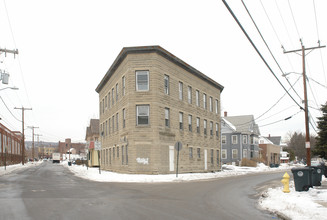 66-74 Center St in Torrington, CT - Building Photo - Building Photo