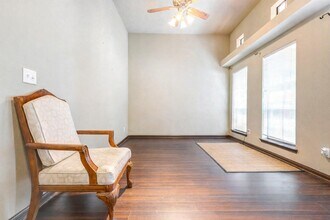 940 Oak Lynn Dr in Willis, TX - Building Photo - Building Photo