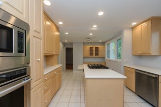 706 Juniper Rd in Glenview, IL - Building Photo - Building Photo