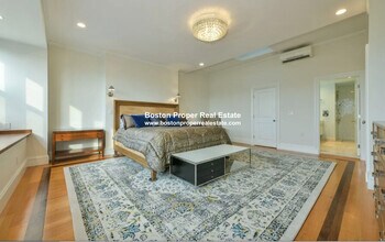 214 Beacon, Unit 3 in Boston, MA - Building Photo - Building Photo