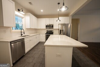 1020 Bell Cir in Madison, GA - Building Photo - Building Photo