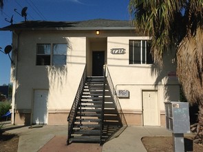 Casa Villa Apartments in Yuba City, CA - Building Photo - Building Photo