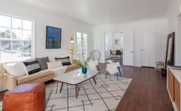 2615 Edgehill Dr in Los Angeles, CA - Building Photo - Building Photo