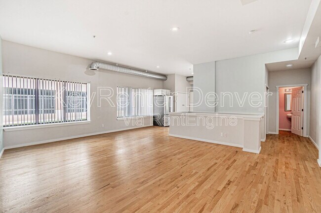 70 W 6th Ave in Denver, CO - Building Photo - Building Photo