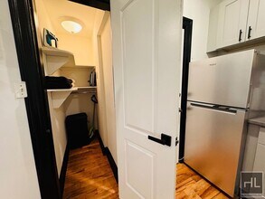 HANCOCK STREET, Unit 3B in Brooklyn, NY - Building Photo - Building Photo