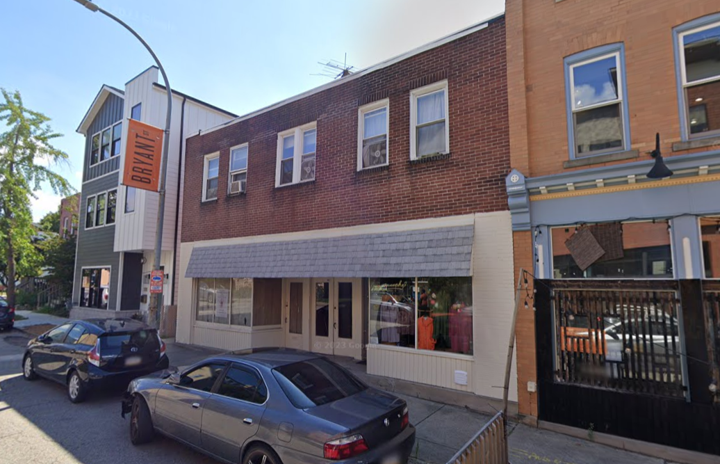 5810 Bryant St, Unit 2R in Pittsburgh, PA - Building Photo