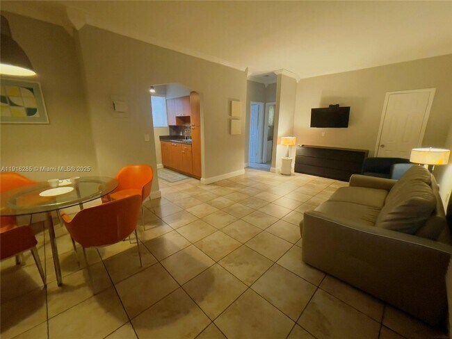 8100 Harding Ave in Miami Beach, FL - Building Photo - Building Photo