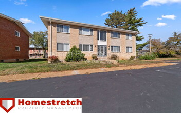 1 Bruce Dr in Florissant, MO - Building Photo - Building Photo